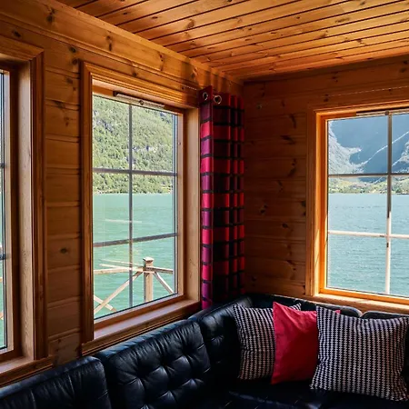 Fjordhytte-4 Nahe Trolltunga, Hardanger, Direkt Am Maurangerfjord In Besonders Attraktiver Umgebung Holiday home