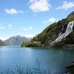 Fjordhytte-4 Nahe Trolltunga, Hardanger, Direkt Am Maurangerfjord In Besonders Attraktiver Umgebung Casa vacanze *
